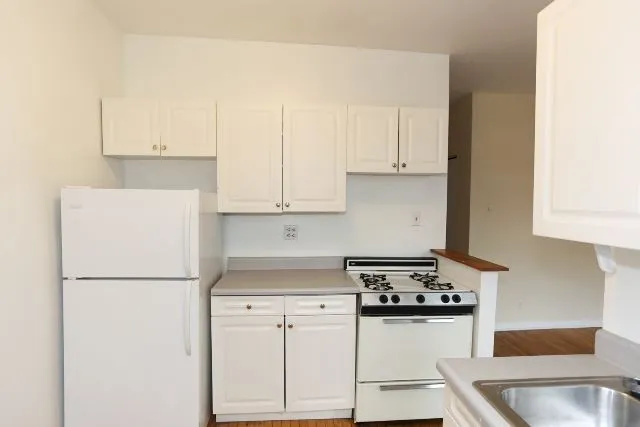 654 W Cornelia Ave, , 60657, USA 60657-unit#6-Chicago-IL