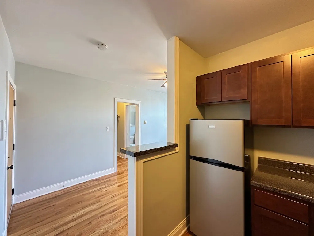 818 W Diversey Pkwy, ,  60614, USA 60614-unit#X-Chicago-IL