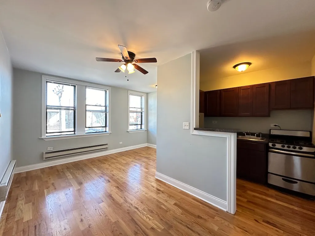 818 W Diversey Pkwy, ,  60614, USA 60614-unit#X-Chicago-IL