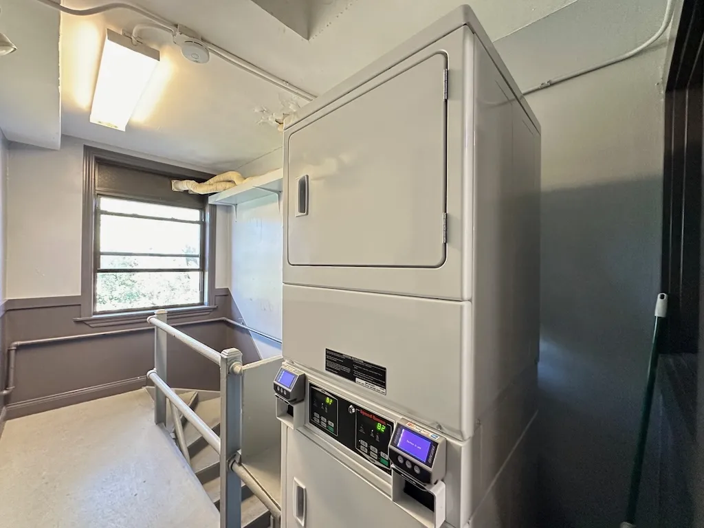 818 W Diversey Pkwy, ,  60614, USA 60614-unit#X-Chicago-IL