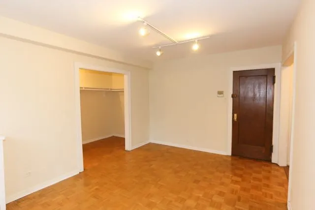 739 W Belmont Ave, ,  60657, USA 60657-unit#112-Chicago-IL