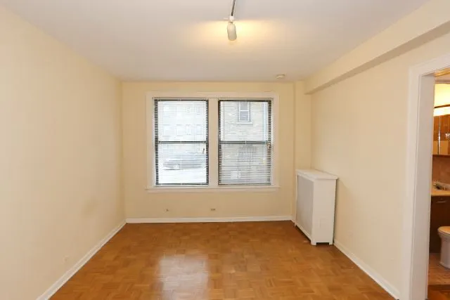 739 W Belmont Ave, ,  60657, USA 60657-unit#112-Chicago-IL