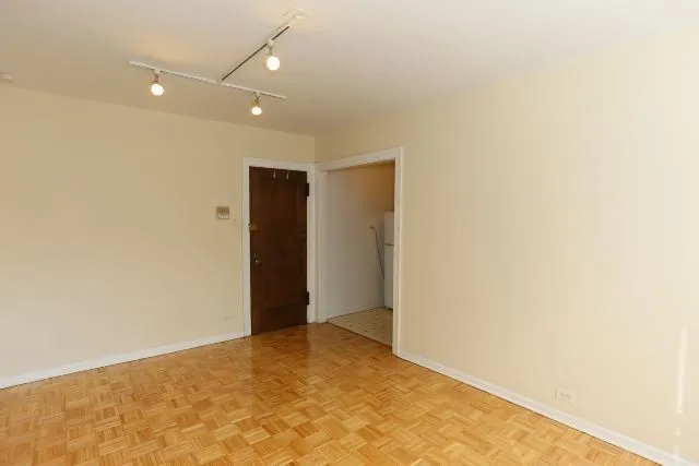 739 W Belmont Ave, , 60657, USA 60657-unit#509-Chicago-IL