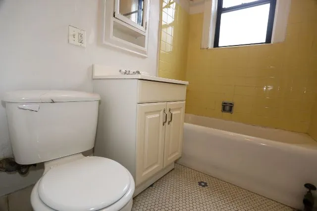 4546 N Damen Ave, ,  60625, USA 60625-unit#107-Chicago-IL