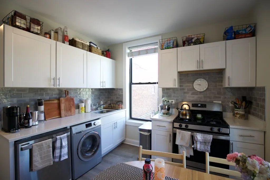 2909 N Mildred Ave, ,  60657, USA 60657-unit#3-Chicago-IL