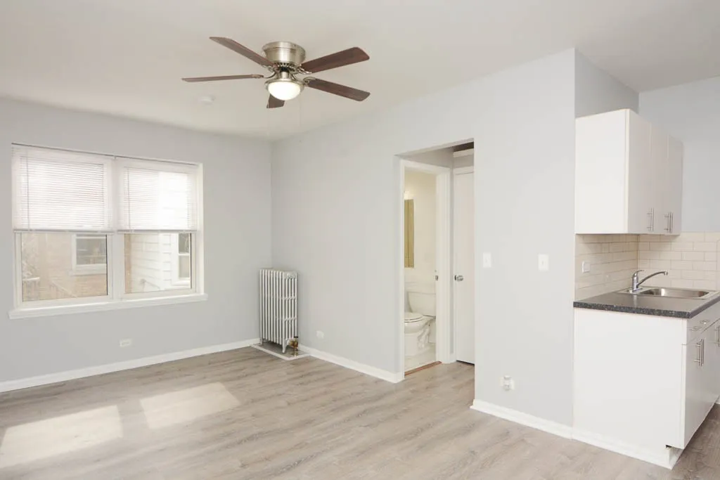 4031 N Kenmore Ave, , 60613, USA 60613-unit#407-Chicago-IL