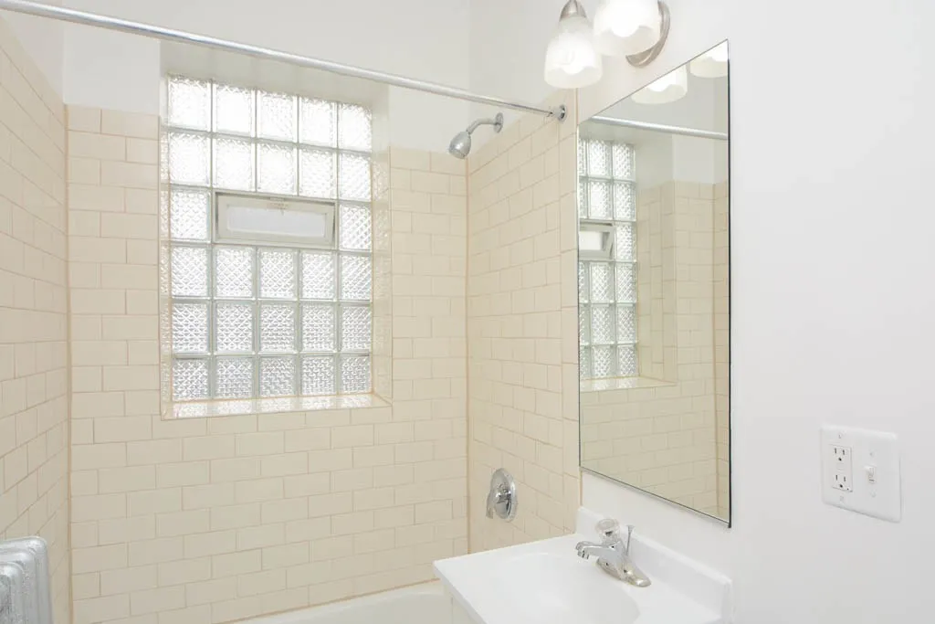 4031 N Kenmore Ave, , 60613, USA 60613-unit#407-Chicago-IL