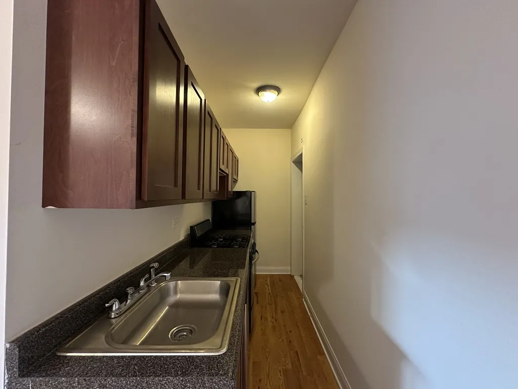 951 W Cornelia Ave, , 60657, USA 60657-unit#3A-Chicago-IL