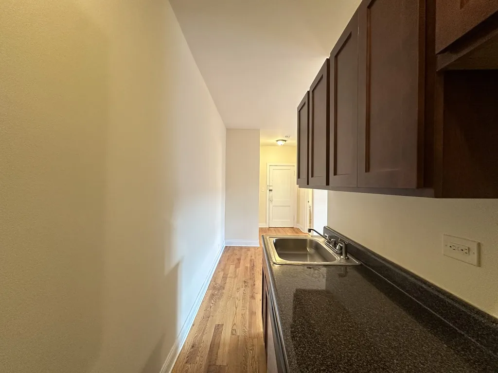 951 W Cornelia Ave, , 60657, USA 60657-unit#3A-Chicago-IL