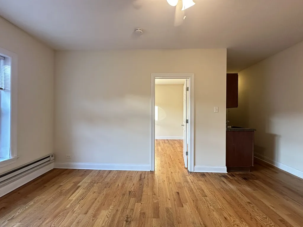 951 W Cornelia Ave, , 60657, USA 60657-unit#3A-Chicago-IL