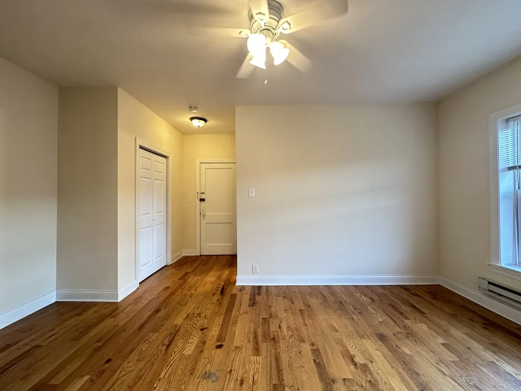 951 W Cornelia Ave, , 60657, USA 60657-unit#3A-Chicago-IL