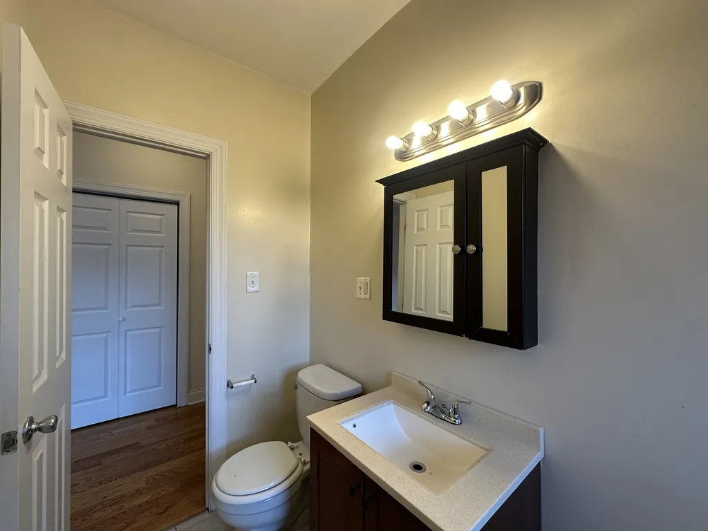 951 W Cornelia Ave, , 60657, USA 60657-unit#3A-Chicago-IL