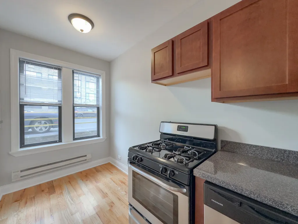 511 W Melrose St, ,  60657, USA 60657-unit#216-Chicago-IL