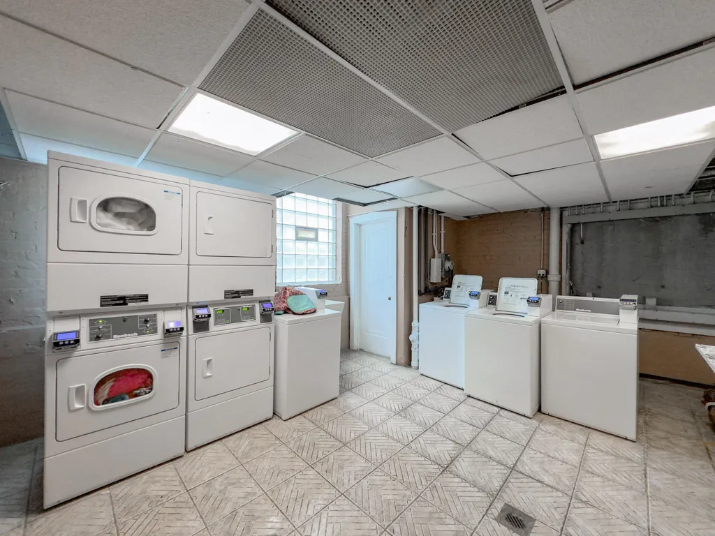 511 W Melrose St, ,  60657, USA 60657-unit#216-Chicago-IL