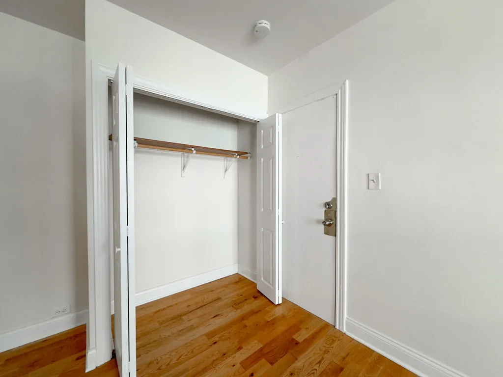 817 W Cornelia Ave, , 60657, USA 60657-unit#207-Chicago-IL