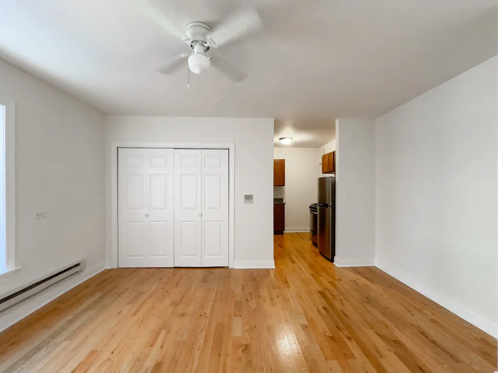 817 W Cornelia Ave, , 60657, USA 60657-unit#207-Chicago-IL