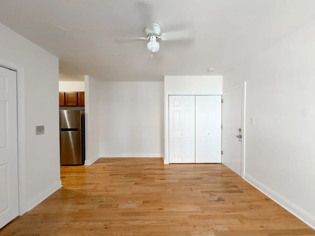 817 W Cornelia Ave, , 60657, USA 60657-unit#207-Chicago-IL