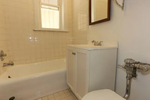 511 W Melrose St, ,  60657, USA 60657-unit#205-Chicago-IL
