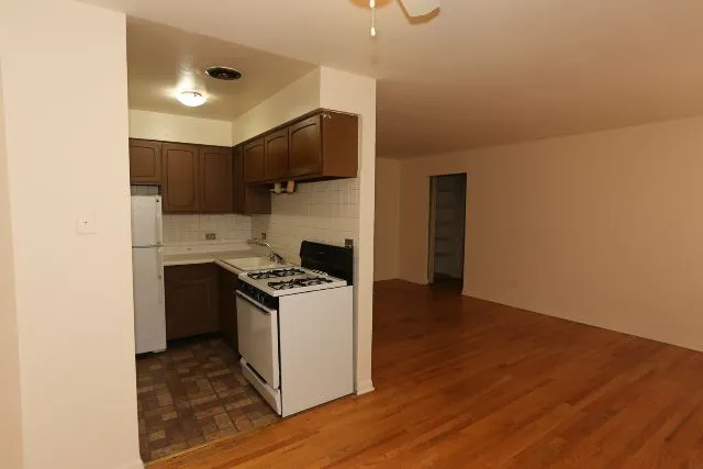 510 W Briar Pl, ,  60657, USA 60657-unit#505-Chicago-IL