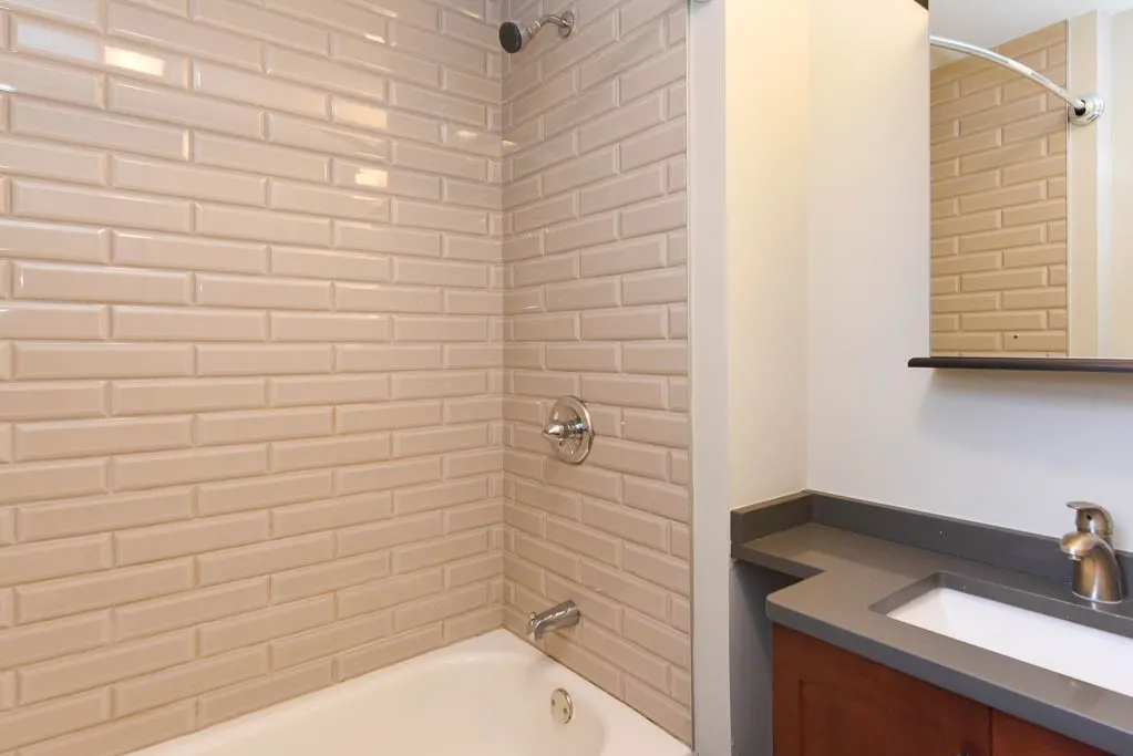 536 W Arlington Pl, ,  60614, USA 60614-unit#001-Chicago-IL