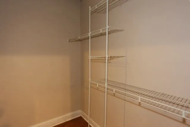 2827 N Burling St, ,  60657, USA 60657-unit#04-Chicago-IL