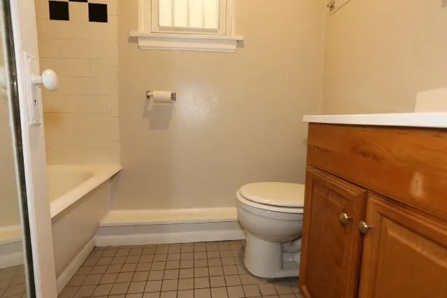 2827 N Burling St, ,  60657, USA 60657-unit#04-Chicago-IL