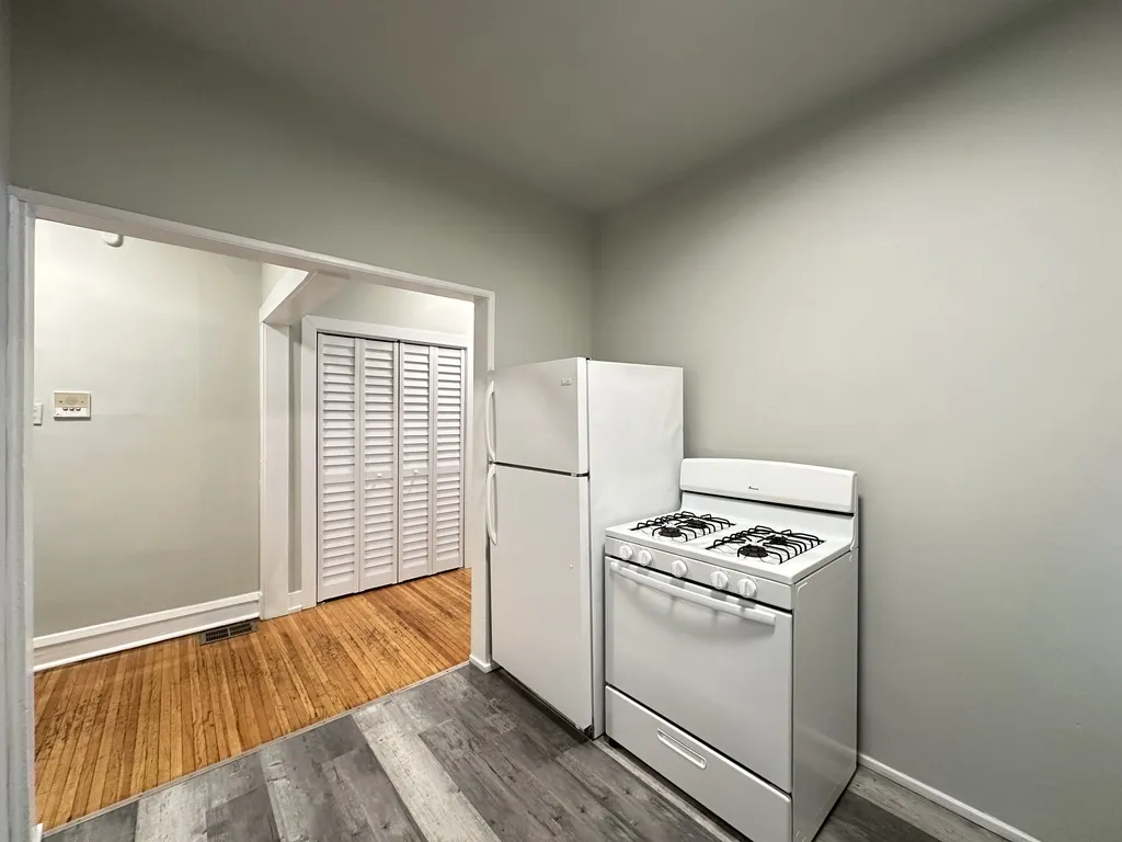 628 W Barry Ave, ,  60657, USA 60657-unit#1S-Chicago-IL