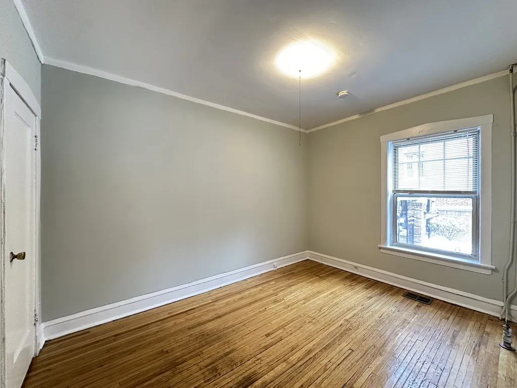 628 W Barry Ave, ,  60657, USA 60657-unit#1S-Chicago-IL