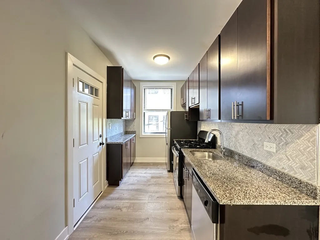 713 W Brompton Ave, ,  60657, USA 60657-unit#58-Chicago-IL
