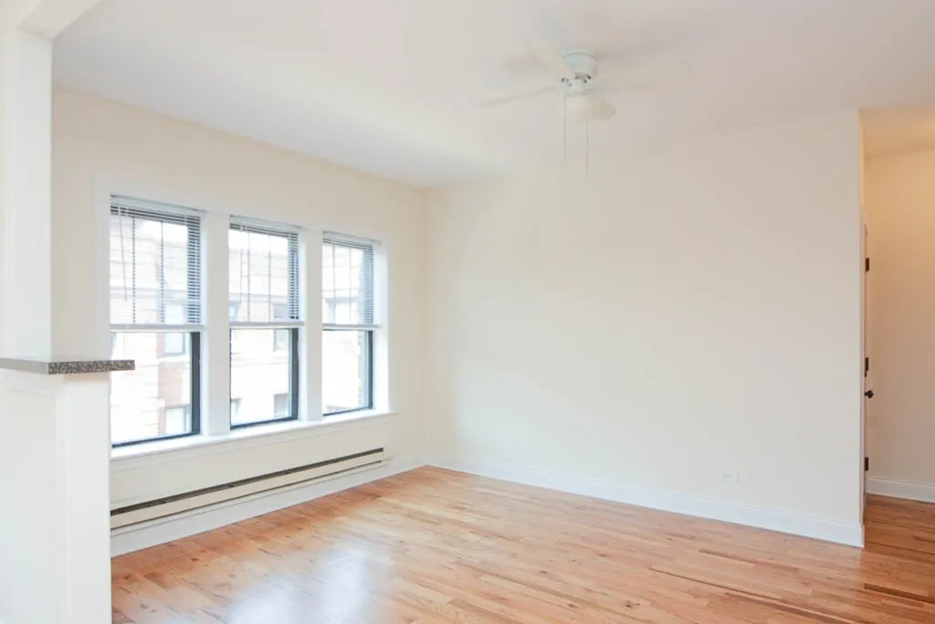 626 W Cornelia Ave, , 60657, USA 60657-unit#3S-Chicago-IL