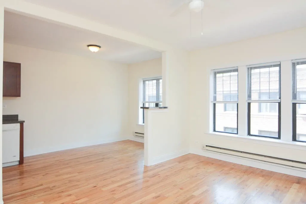 626 W Cornelia Ave, , 60657, USA 60657-unit#3S-Chicago-IL