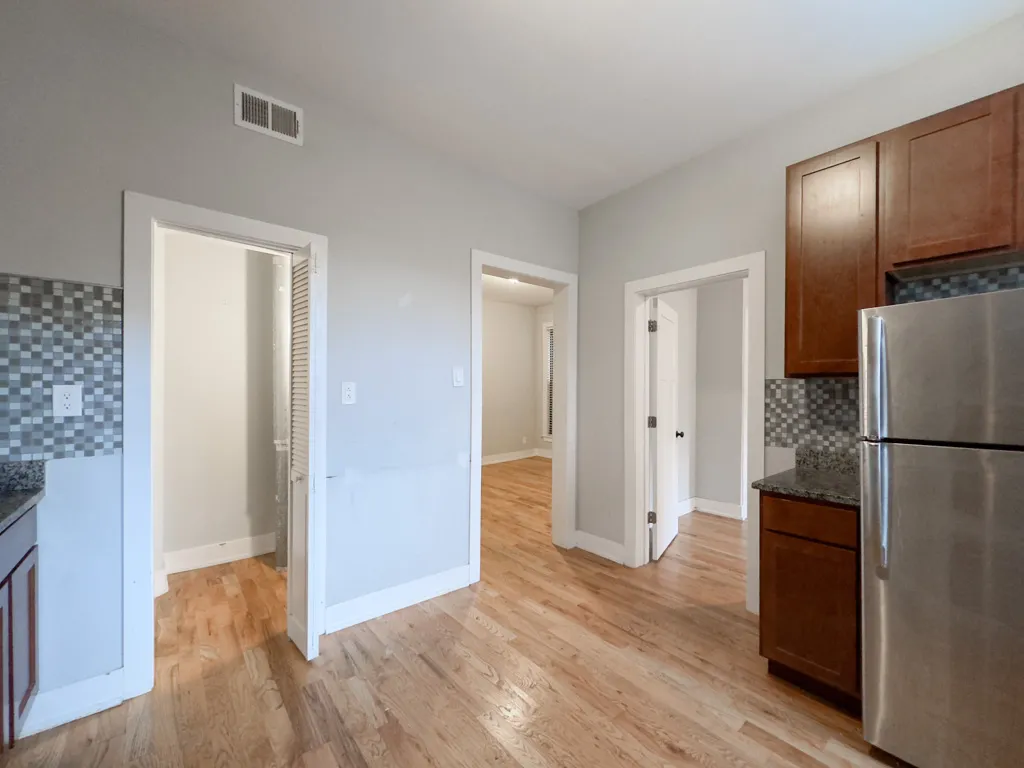 645 W Oakdale Ave, ,  60657, USA 60657-unit#3-Chicago-IL