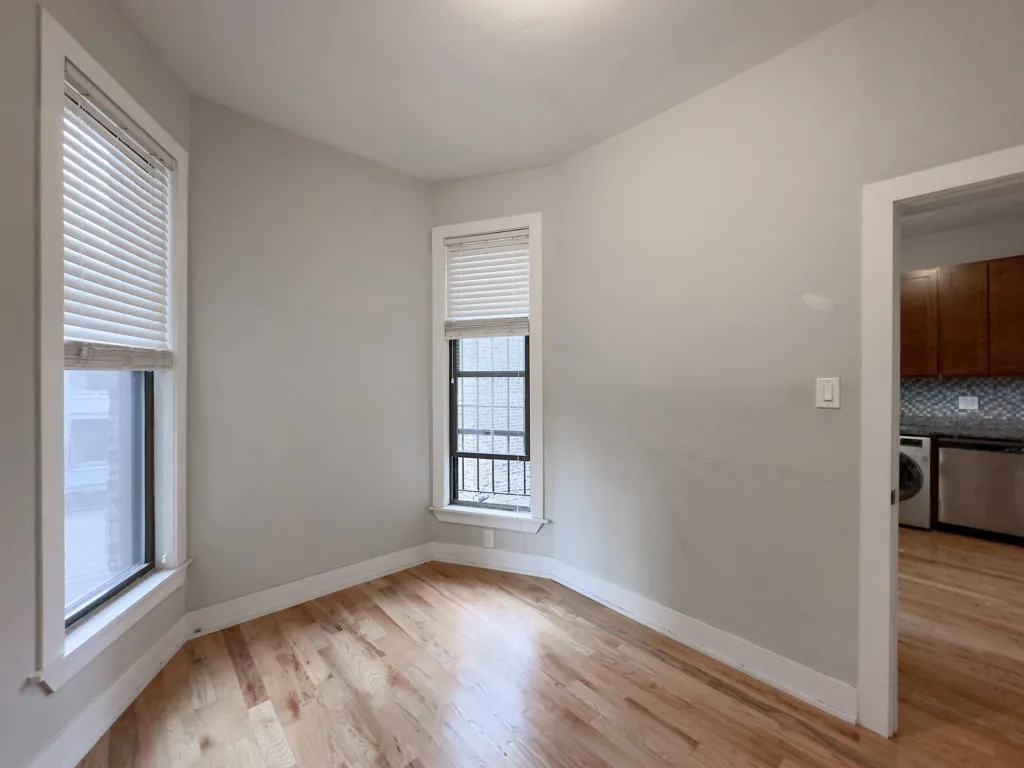 645 W Oakdale Ave, ,  60657, USA 60657-unit#3-Chicago-IL