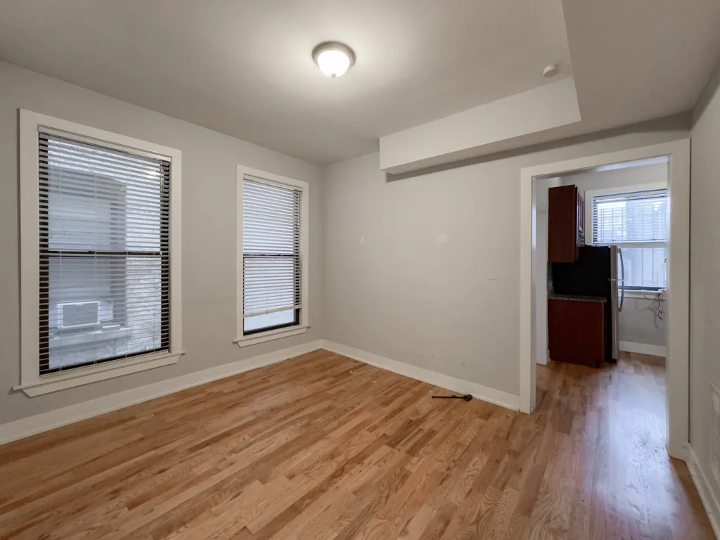 645 W Oakdale Ave, ,  60657, USA 60657-unit#3-Chicago-IL