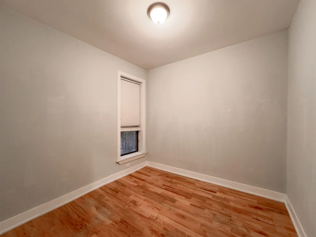 645 W Oakdale Ave, ,  60657, USA 60657-unit#3-Chicago-IL