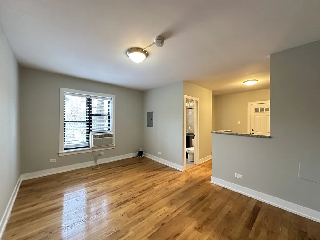 2912 N Mildred Ave, ,  60657, USA 60657-unit#2CC-Chicago-IL