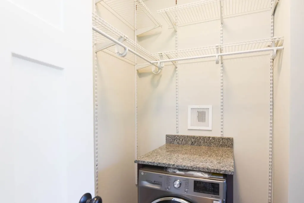 2914 N Mildred Ave, ,  60657, USA 60657-unit#3FF-Chicago-IL