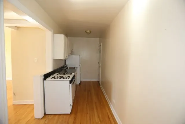 1200 W Wellington Ave, ,  60657, USA 60657-unit#2-Chicago-IL