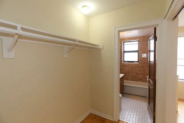 739 W Belmont Ave, , 60657, USA 60657-unit#406-Chicago-IL