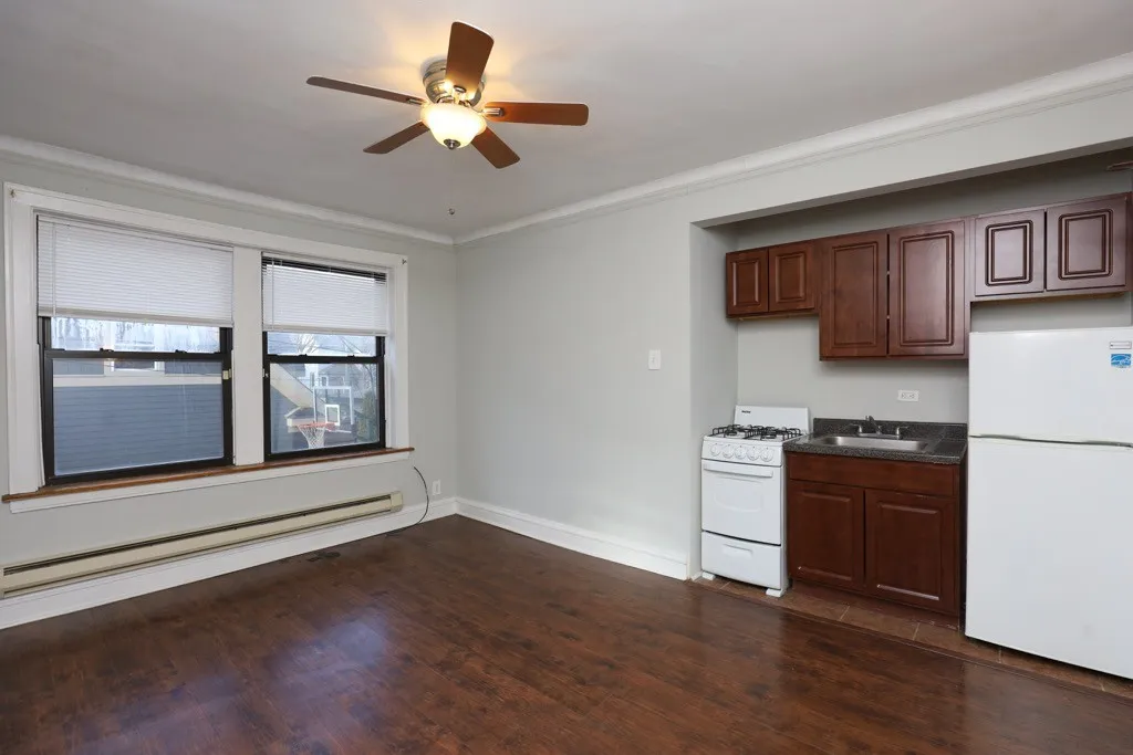 4546 N Damen Ave, ,  60625, USA 60625-unit#215-Chicago-IL