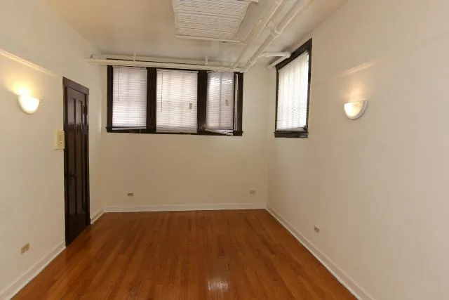816 W Waveland Ave, ,  60613, USA 60613-unit#32-Chicago-IL