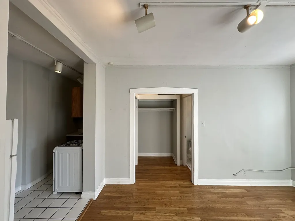 511 W Melrose St, ,  60657, USA 60657-unit#314-Chicago-IL