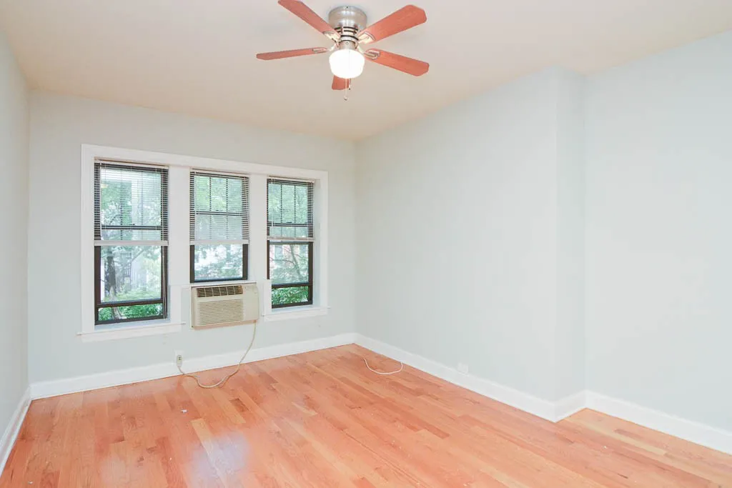 837 W Wolfram St, ,  60657, USA 60657-unit#301-Chicago-IL