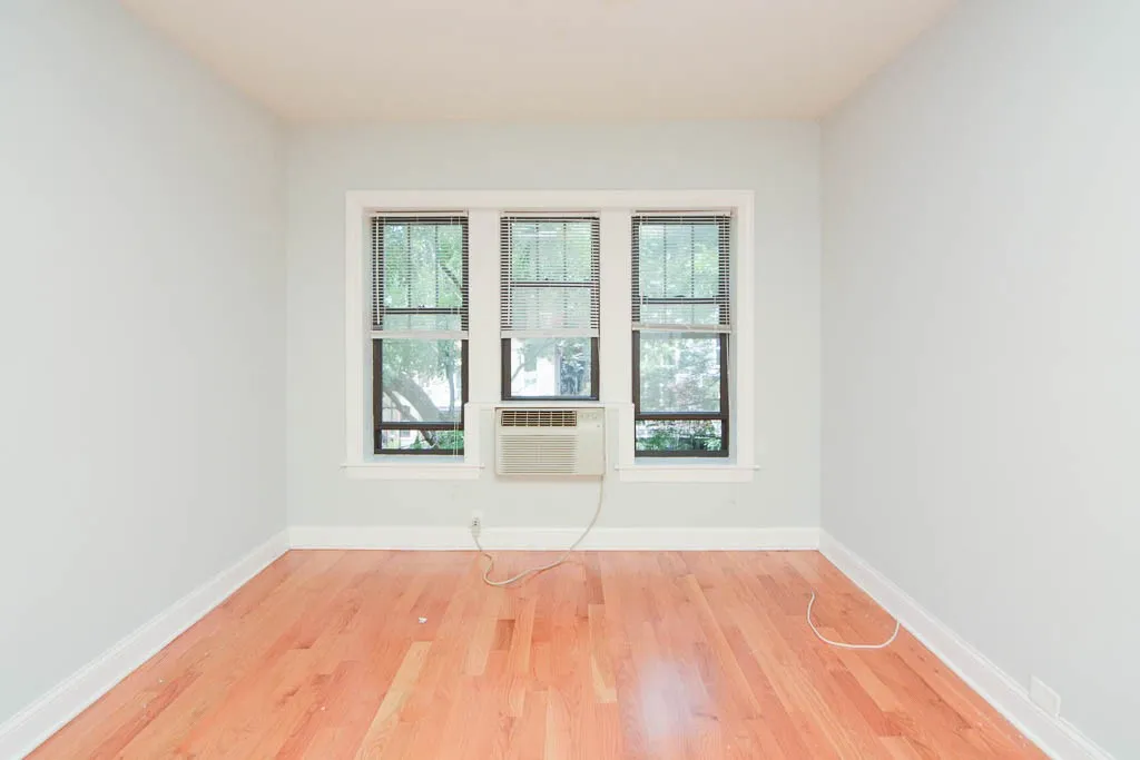 837 W Wolfram St, ,  60657, USA 60657-unit#301-Chicago-IL