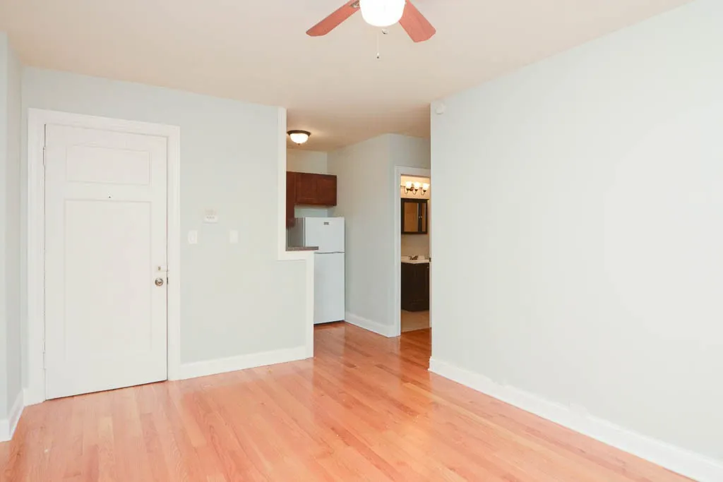 837 W Wolfram St, ,  60657, USA 60657-unit#301-Chicago-IL