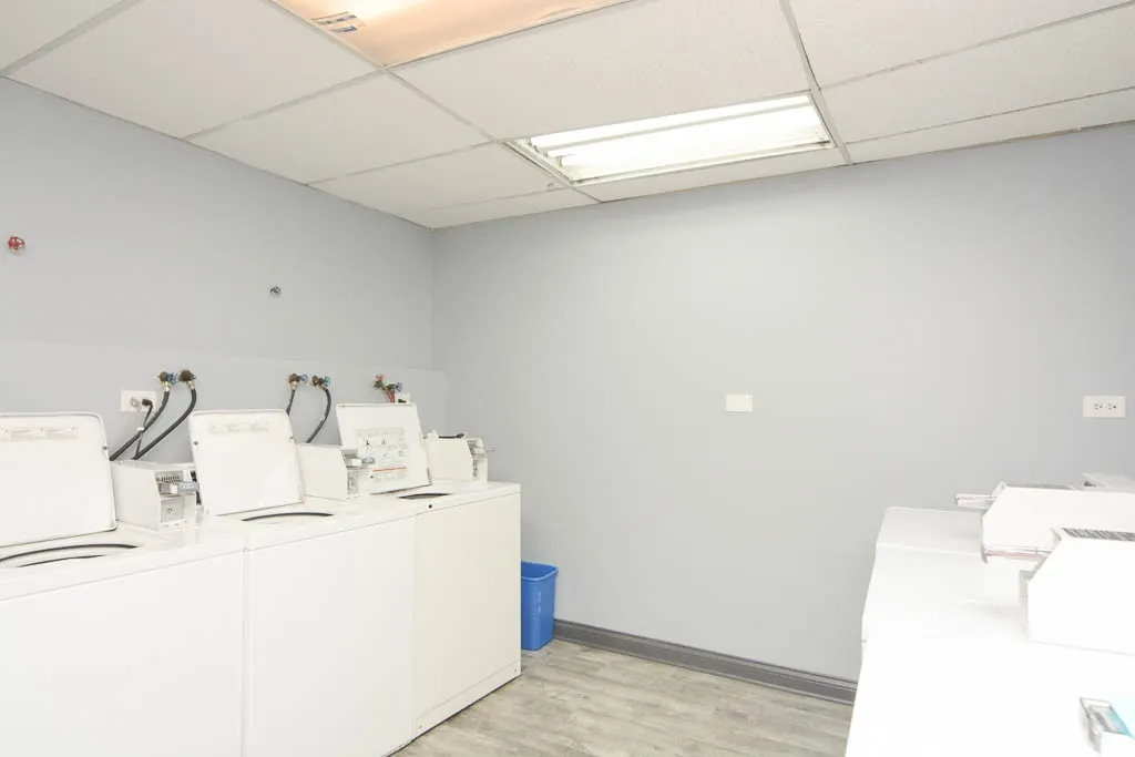837 W Wolfram St, ,  60657, USA 60657-unit#301-Chicago-IL