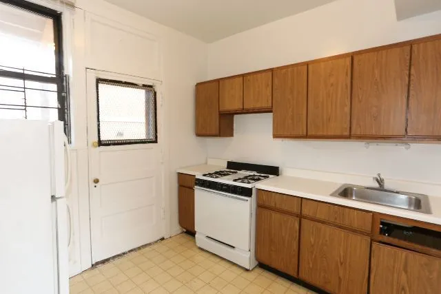 821 W Waveland Ave, ,  60613, USA 60613-unit#1S-Chicago-IL