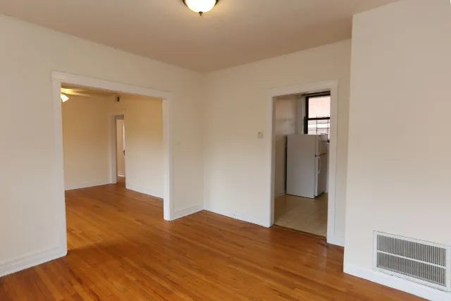 821 W Waveland Ave, ,  60613, USA 60613-unit#1S-Chicago-IL