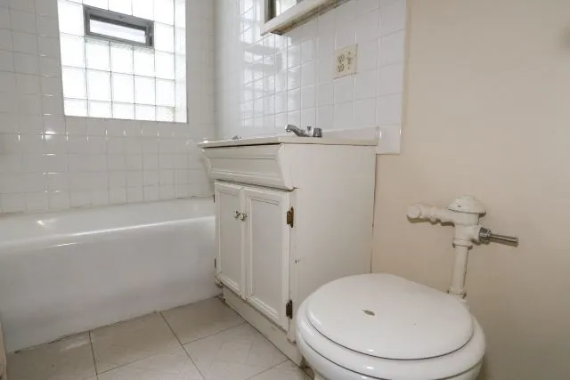 1050 W George St, , 60657, USA 60657-unit#208-Chicago-IL