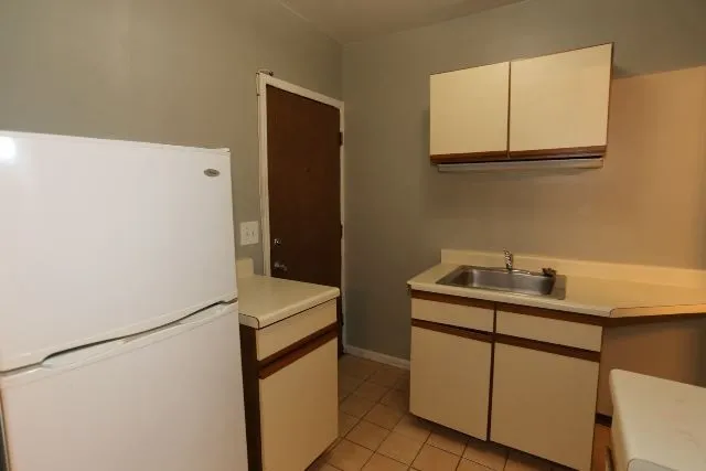821a W Cornelia Ave, ,  60657, USA 60657-unit#212-Chicago-IL